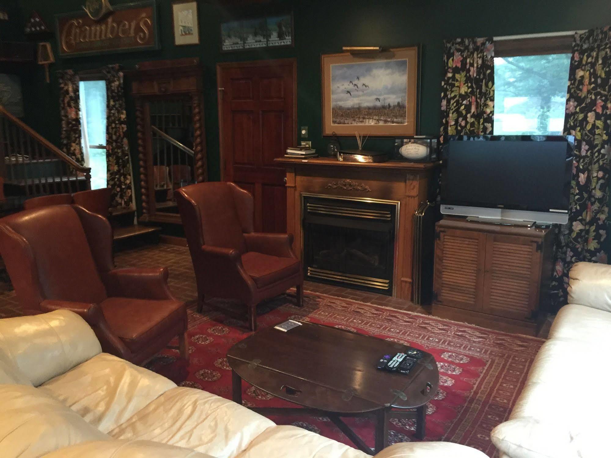Miles River Guest House Easton Eksteriør billede